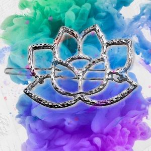 3/$10 deal Gold Lotus Hair Clip